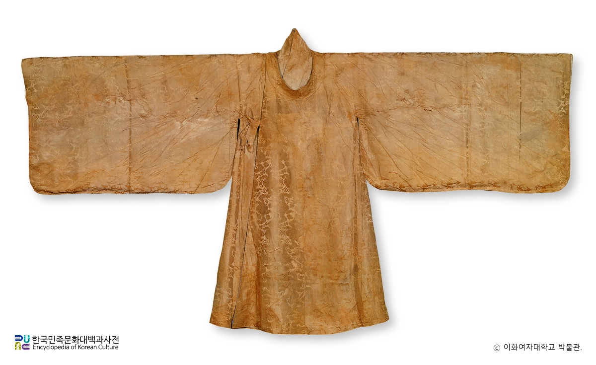 영암 최원립 장군 묘 출토 복식·유물