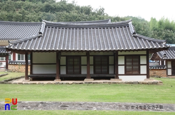 함안 함안향교 중 동재