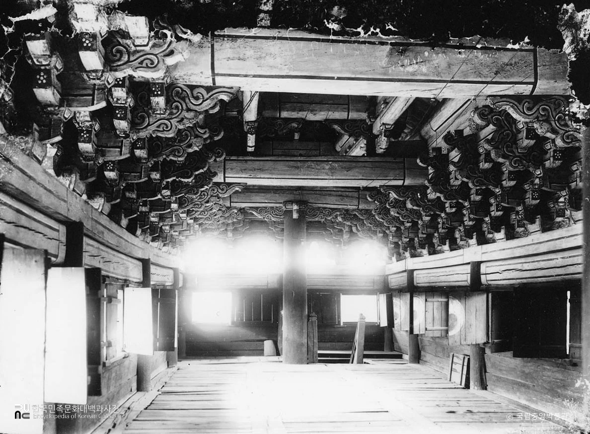 창덕궁 돈화문 내부