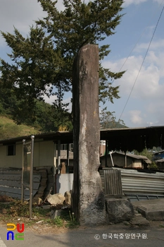 충주 숭선사지 당간지주