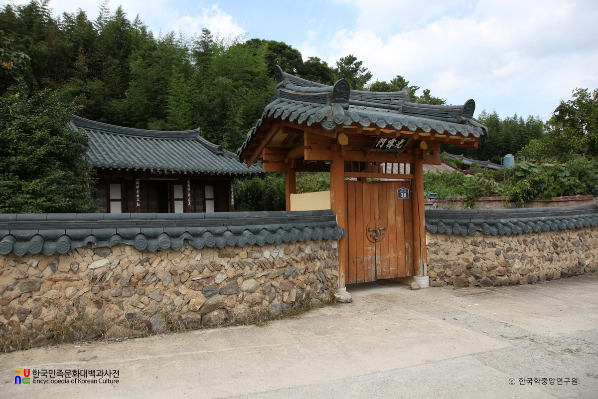함안 상봉서원 중 광재문