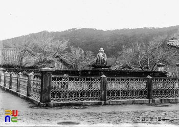 양산 통도사 금강계단 정측면