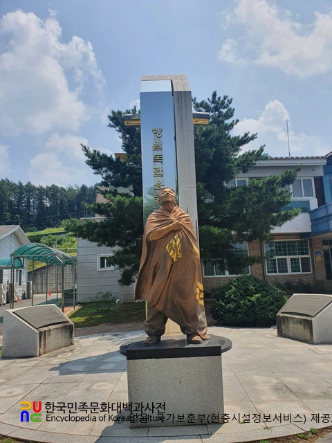 독립운동 현충시설　/　연천군 항일독립운동 기념탑