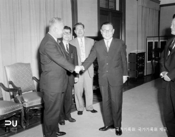 임창영(林昌榮)　/　신임 유엔 주재 대사 (활동장면)