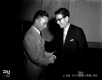 오재경(제2대 공보부 장관)　/　활동 사진