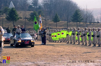 자이툰 부대(이라크 평화·재건 사단)　/　창설식(사열)