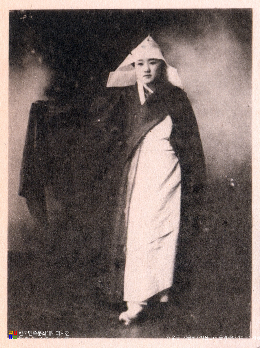 근현대서울사진 (기생)　/　관기 승무