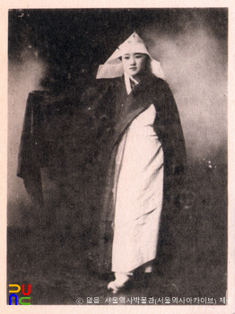 근현대서울사진 (기생)　/　관기 승무