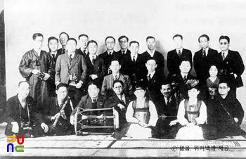 경성아마추어사진구락부　/　창립 기념사진