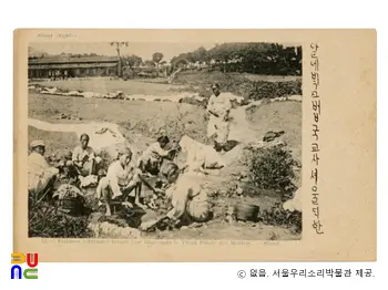 알레베크 사진엽서　/　(12) 개울에서 빨래하는 여인