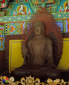 동해 삼화사 철조노사나불좌상