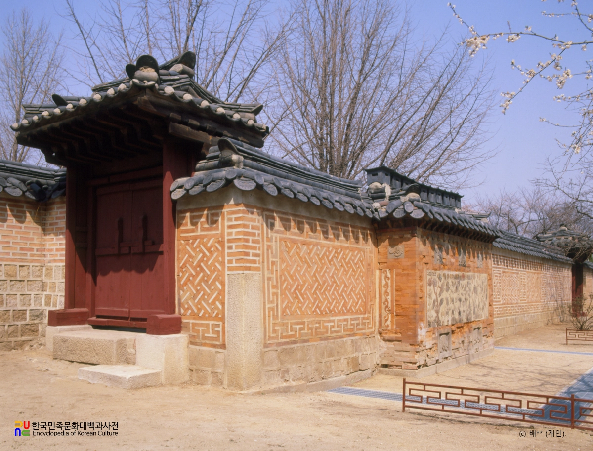 경복궁 자경전 십장생굴뚝