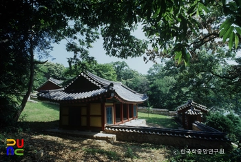 파주 용주서원 전경