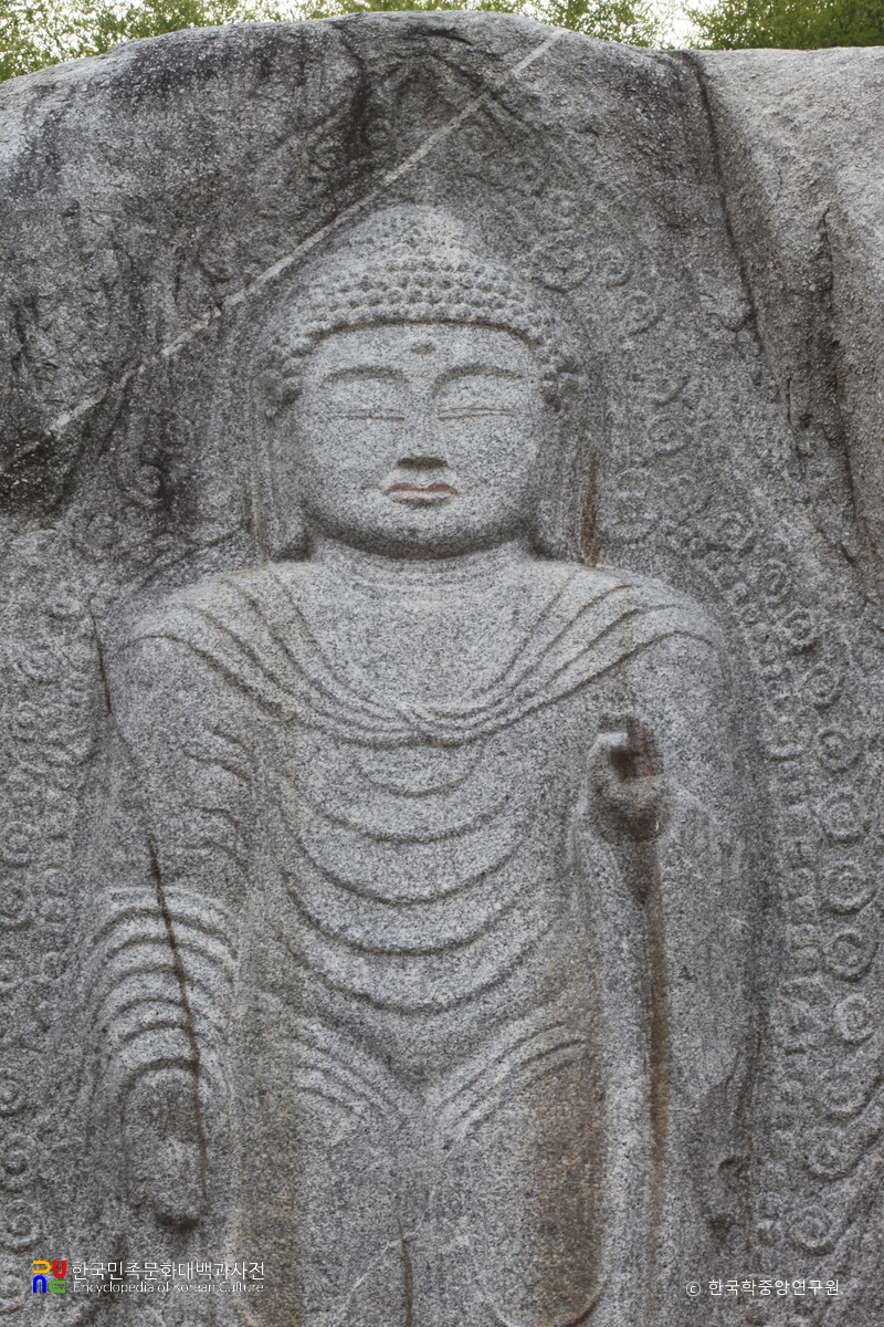 함양 덕전리 마애여래입상