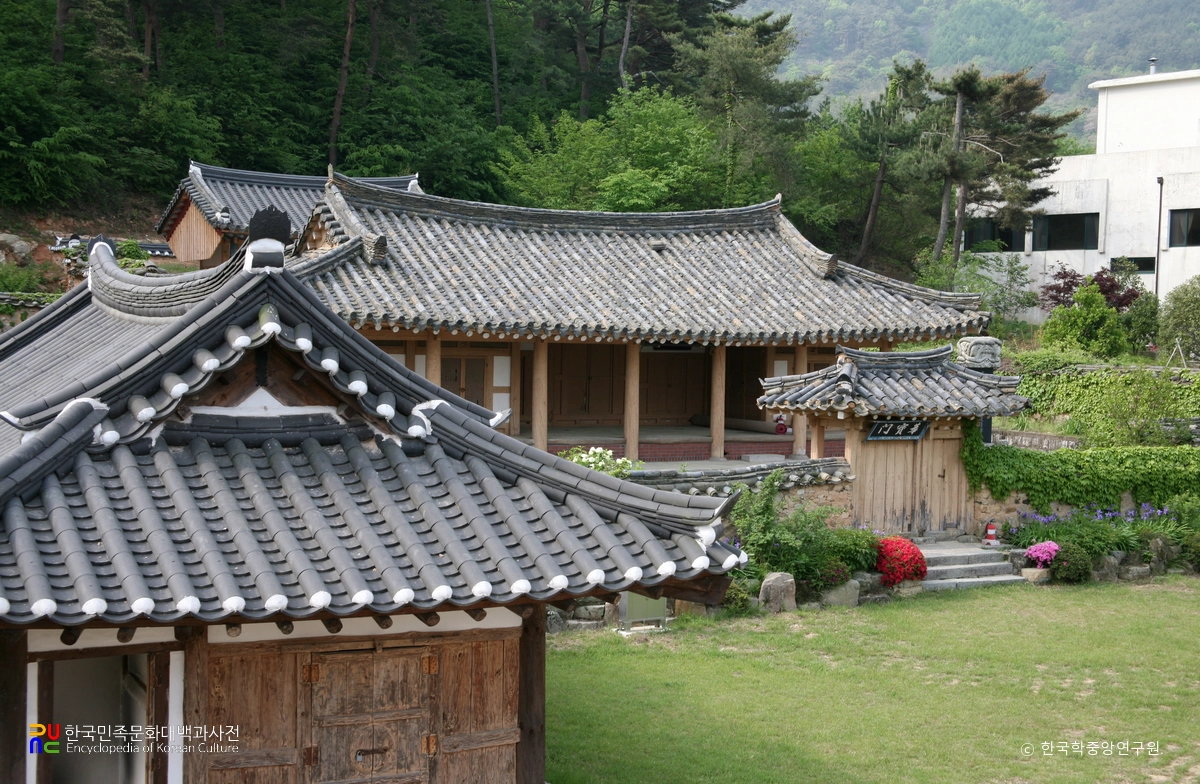 창원 4.3삼진의거 발상지 성구사일원 중 성구사 도산서원