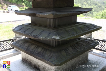 진주 두방암 다층석탑