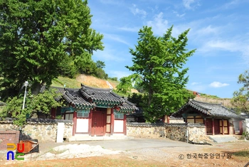 여수 오충사 전경