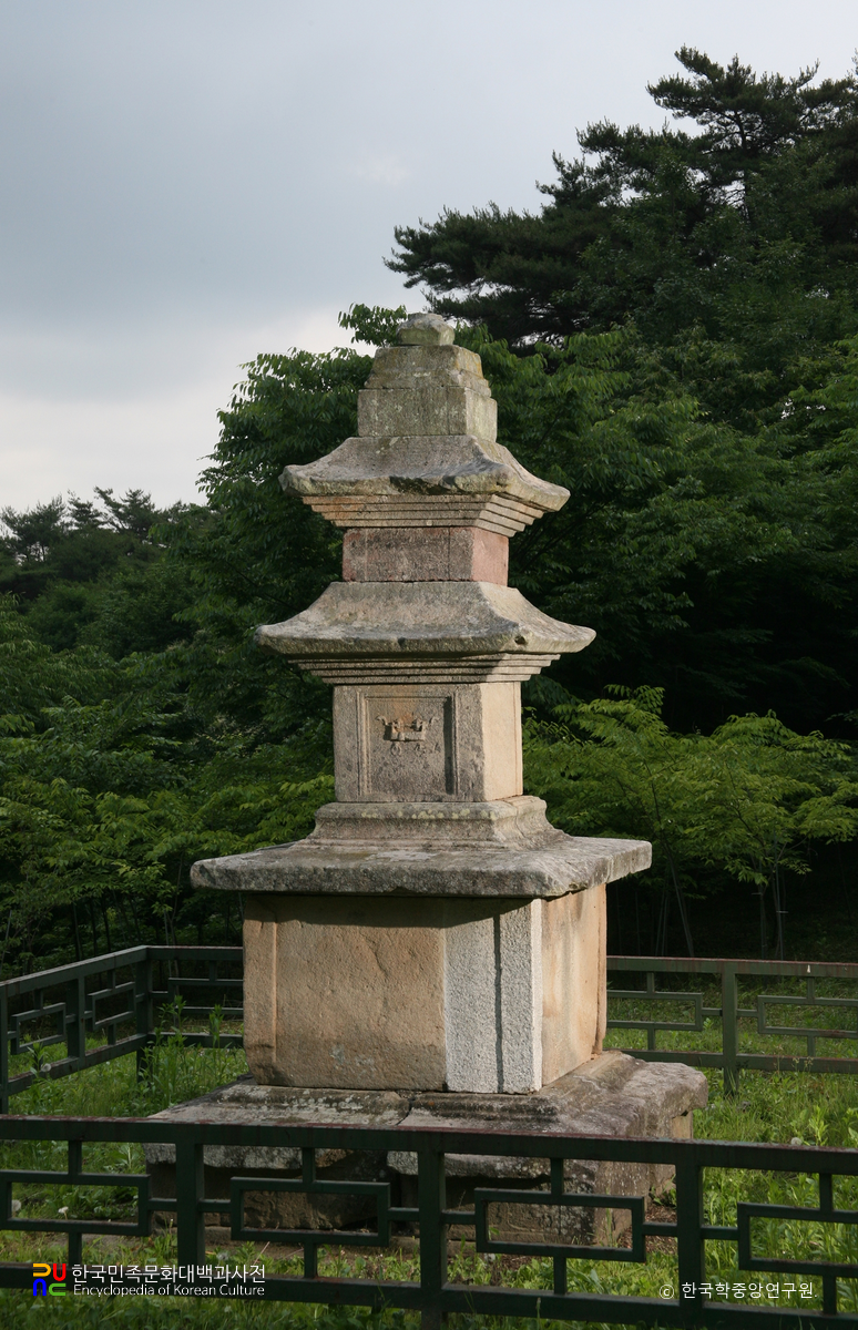 안동 봉림사지 삼층석탑