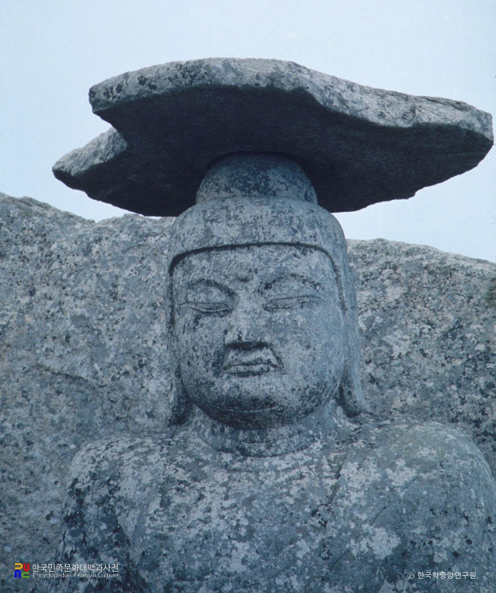 경산 팔공산 관봉 석조여래좌상