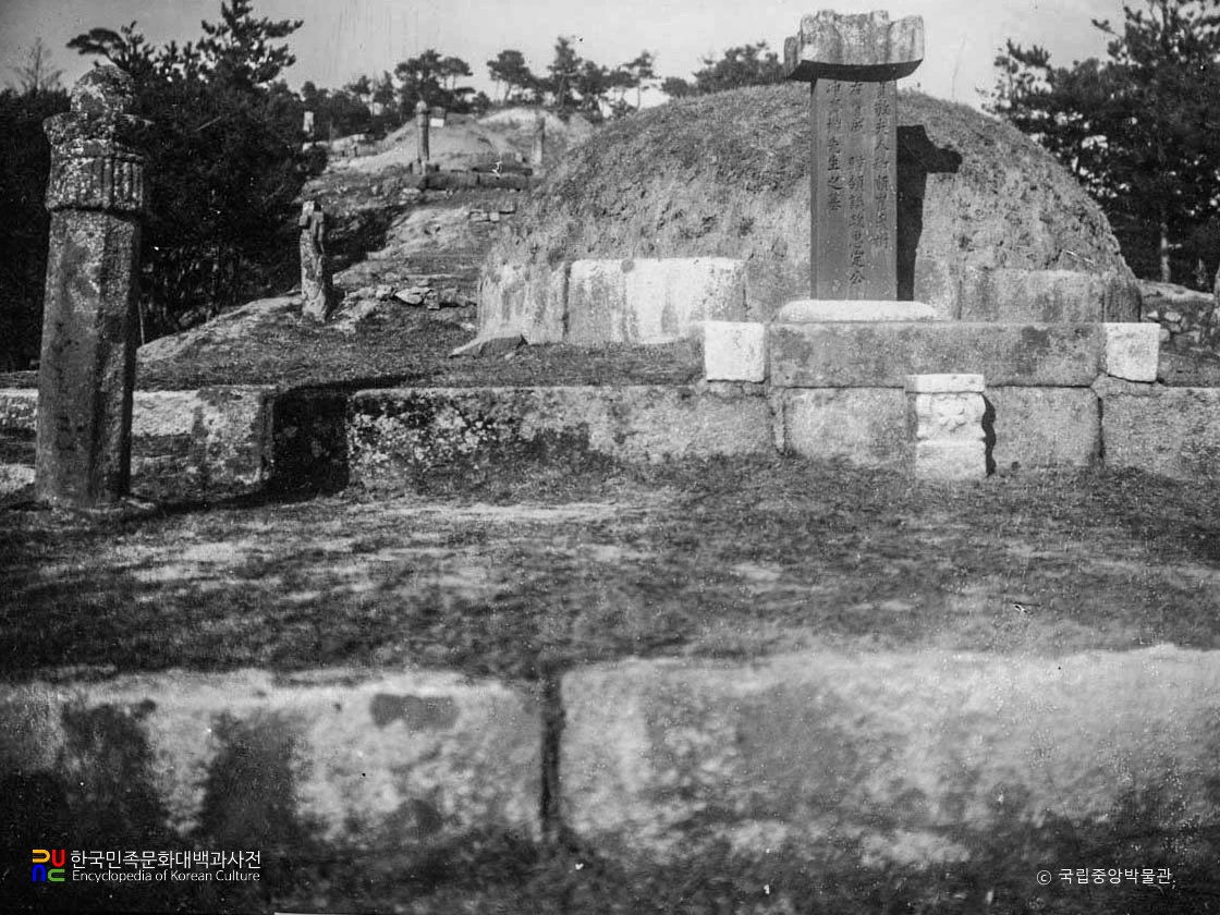 봉화 충재 권벌묘 정면