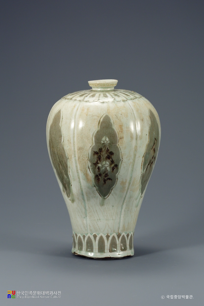 백자 상감 모란문 매병