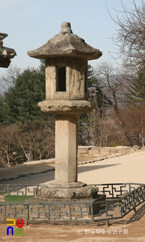 영주 슬롯 가입 쿠폰 무량수전 앞 석등 좌측면