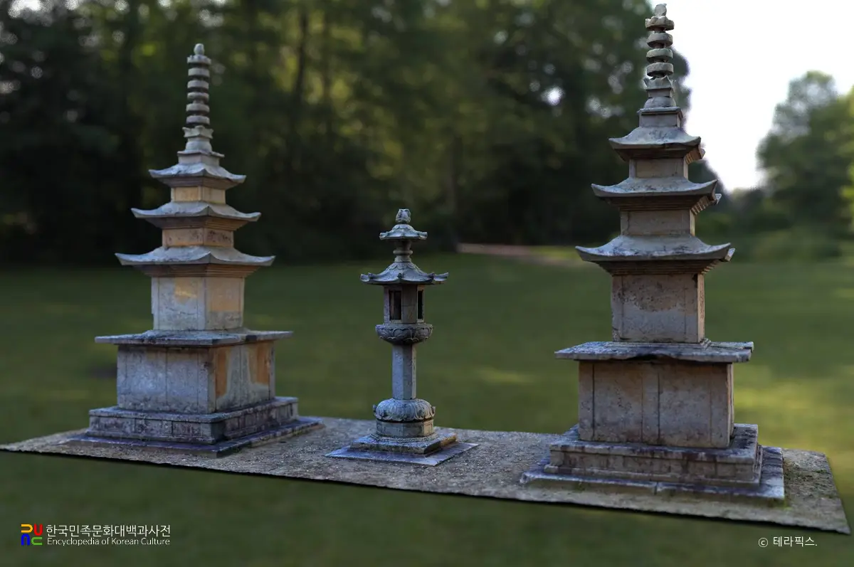 장흥 보림사 남·북 삼층석탑 및 석등 전경