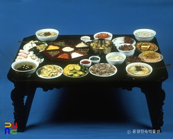 교자상