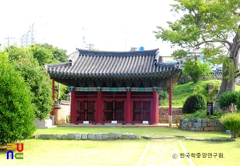 여수 통제이공 수군대첩비 및 타루비 비각