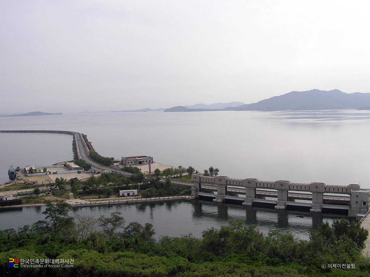 남포특별시 / 서해갑문
