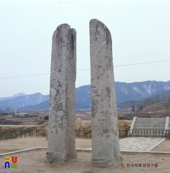 홍천 희망리 당간지주