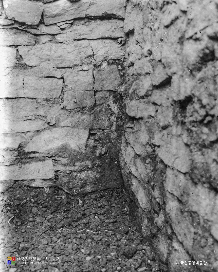 공주 송산리 5호분 현실