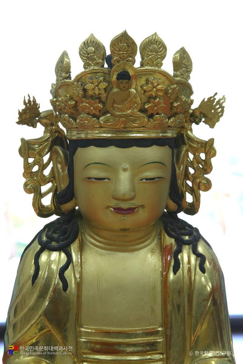 밀양 여여정사 목조관음보살좌상