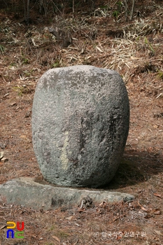 산청 심적사 한암대사 부도