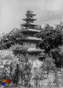 은율 홍문리 오층석탑 전경