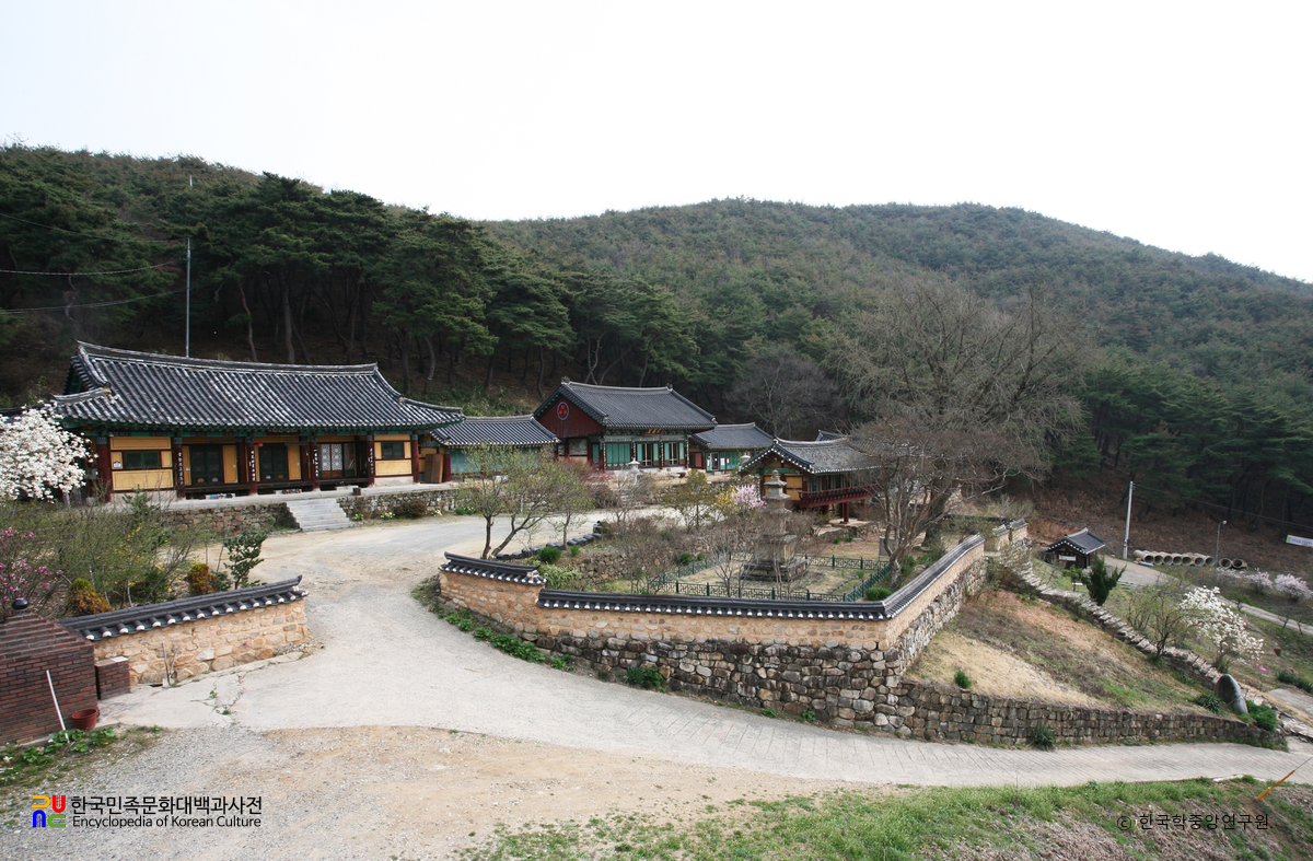 군위 지보사 전경