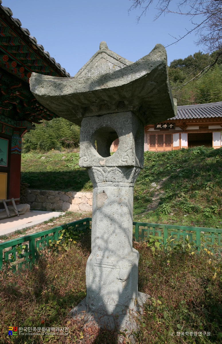 함평 용천사 석등