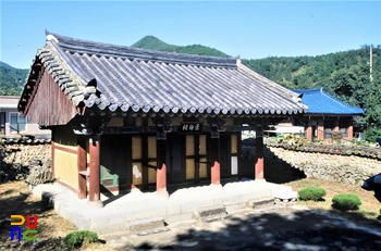 함양 송호서원 경앙사 정측면