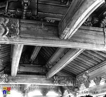 서울 경복궁 신무문 천장가구