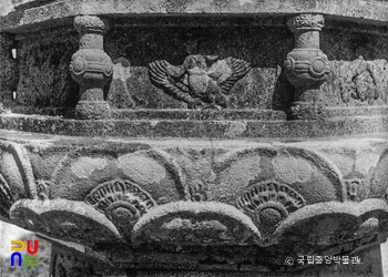 구례 연곡사 동 승탑 중 탑신 하부