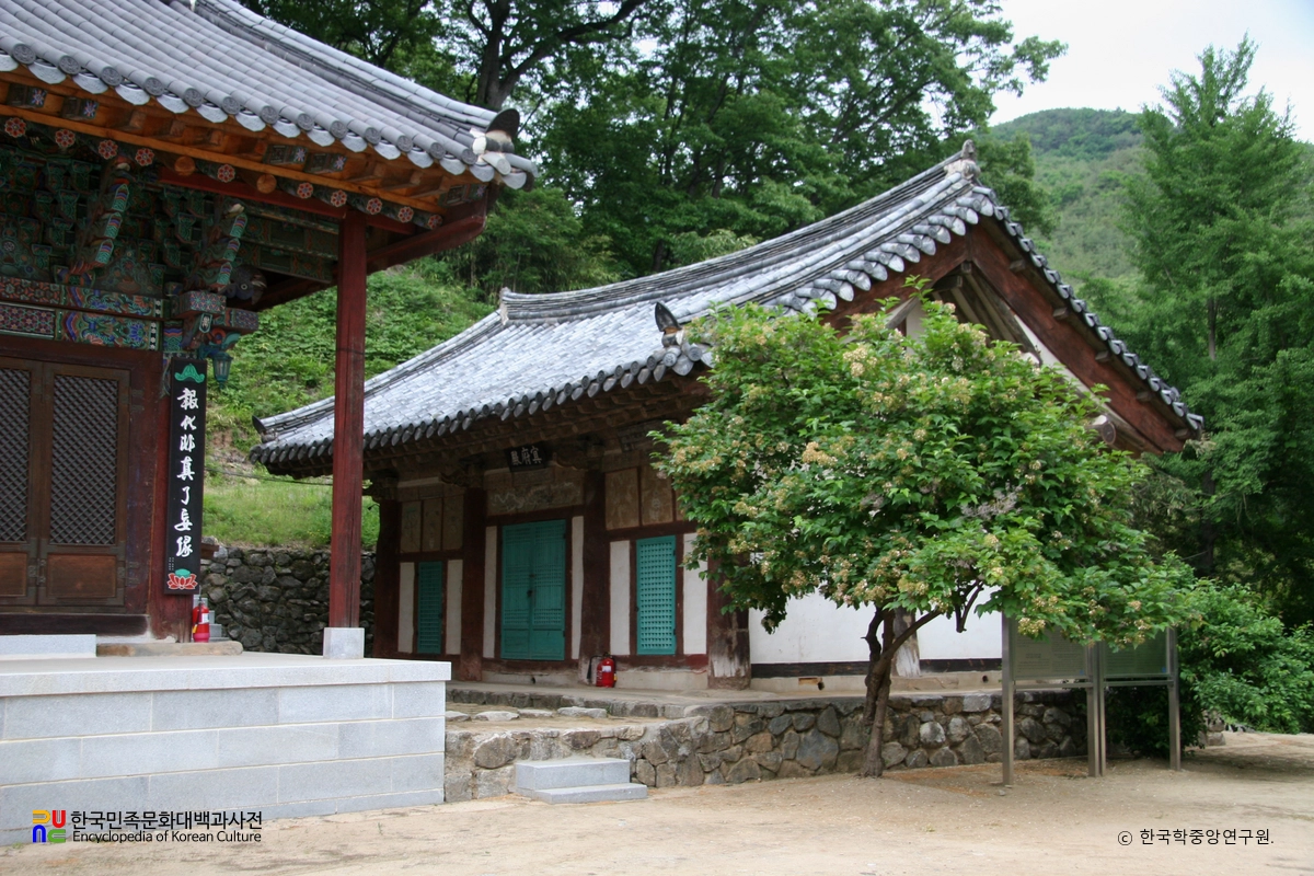 구미 수다사 명부전 좌측면