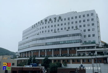 부산 고신대학교 복음병원 정측면