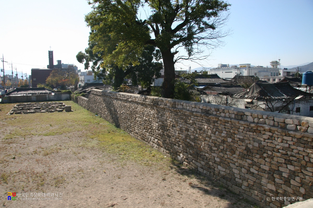 경주읍성 성벽
