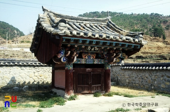 사충단