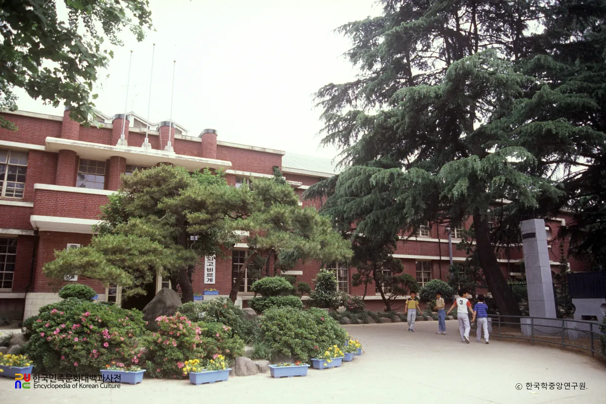 광주서석초등학교