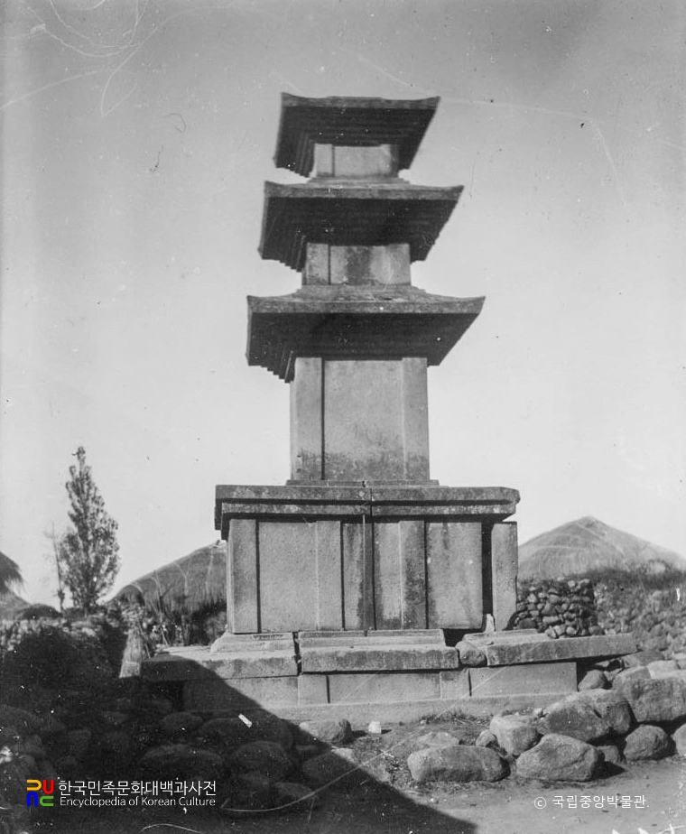 창녕 술정리 동삼층석탑