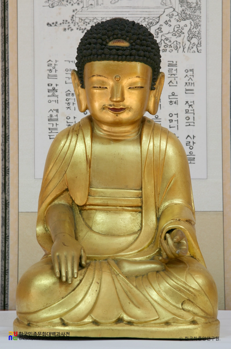 제주 용문사 소장 목조석가여래좌상