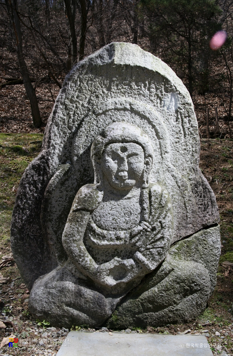 음성 보현암 석조 아미타여래 좌상