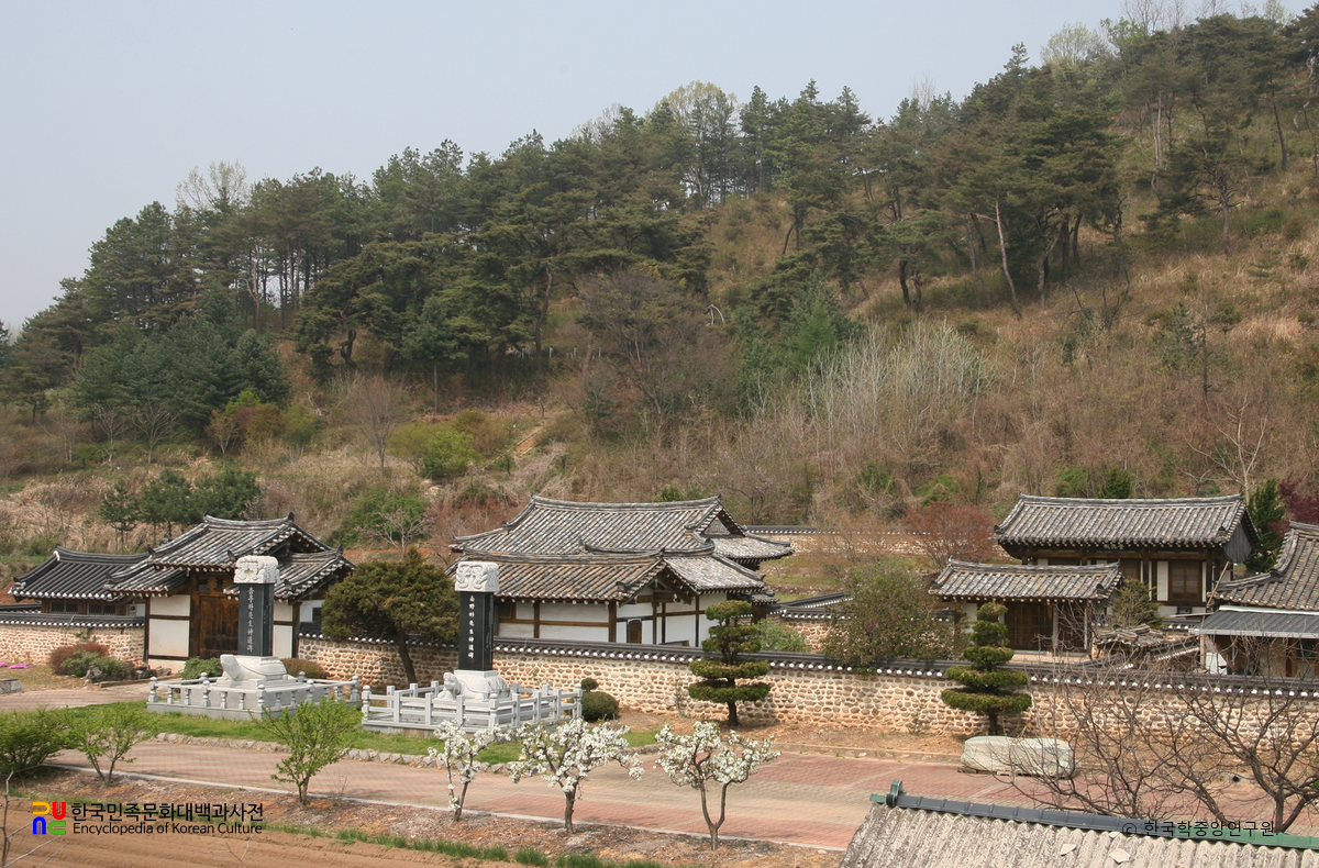 예천 금곡서원 전경