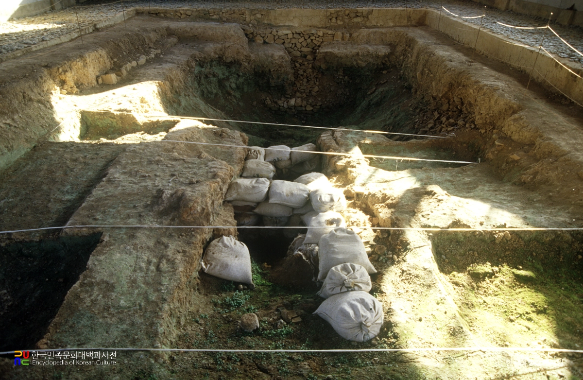 강진 고려청자 요지 중 가마터